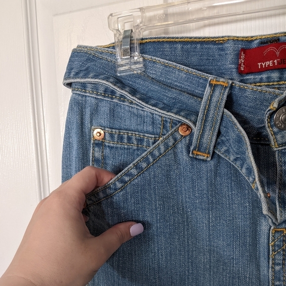 Retro Levi's Type 1 Y2K Belted Denim Light Wash Mini Pencil Skirt Size Small - Picture 6 of 10